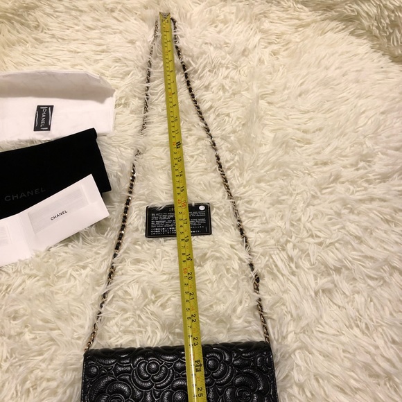 Chanel Camellia Wallet On Chain (extra pictures) sold - Picture 11 of 13